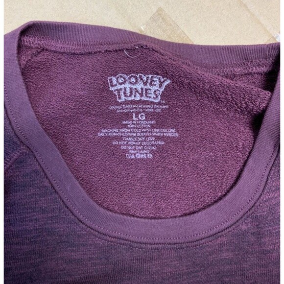 Looney‎ Tunes Womens Crew Neck Pullover Graphic Sweatshirt Large - Picture 3 of 5
